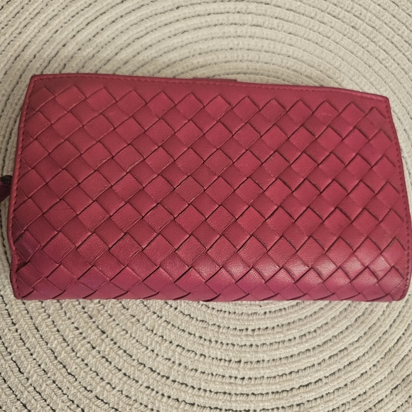 💗 Bottega Veneta Intrecciato Leather Long Wallet | Made in Italy - Picture 3 of 13